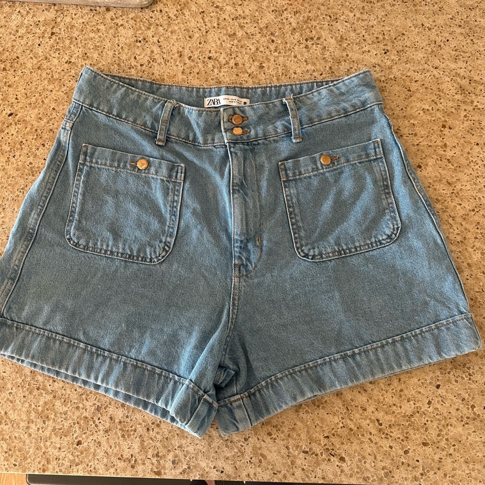 Zara Women's Light Blue Jean Shorts